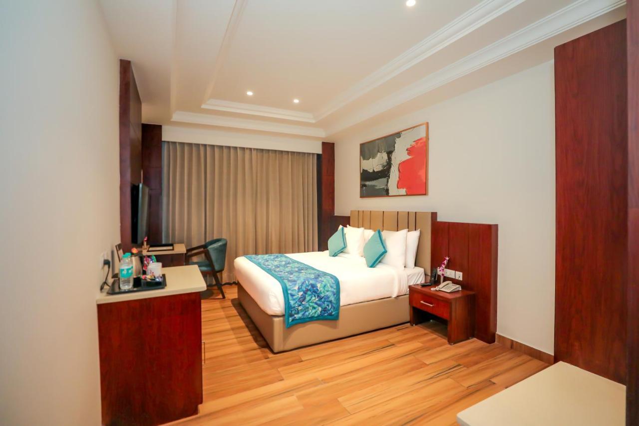 Regenta Place Phagwara By Royal Orchid Hotels Limited Экстерьер фото
