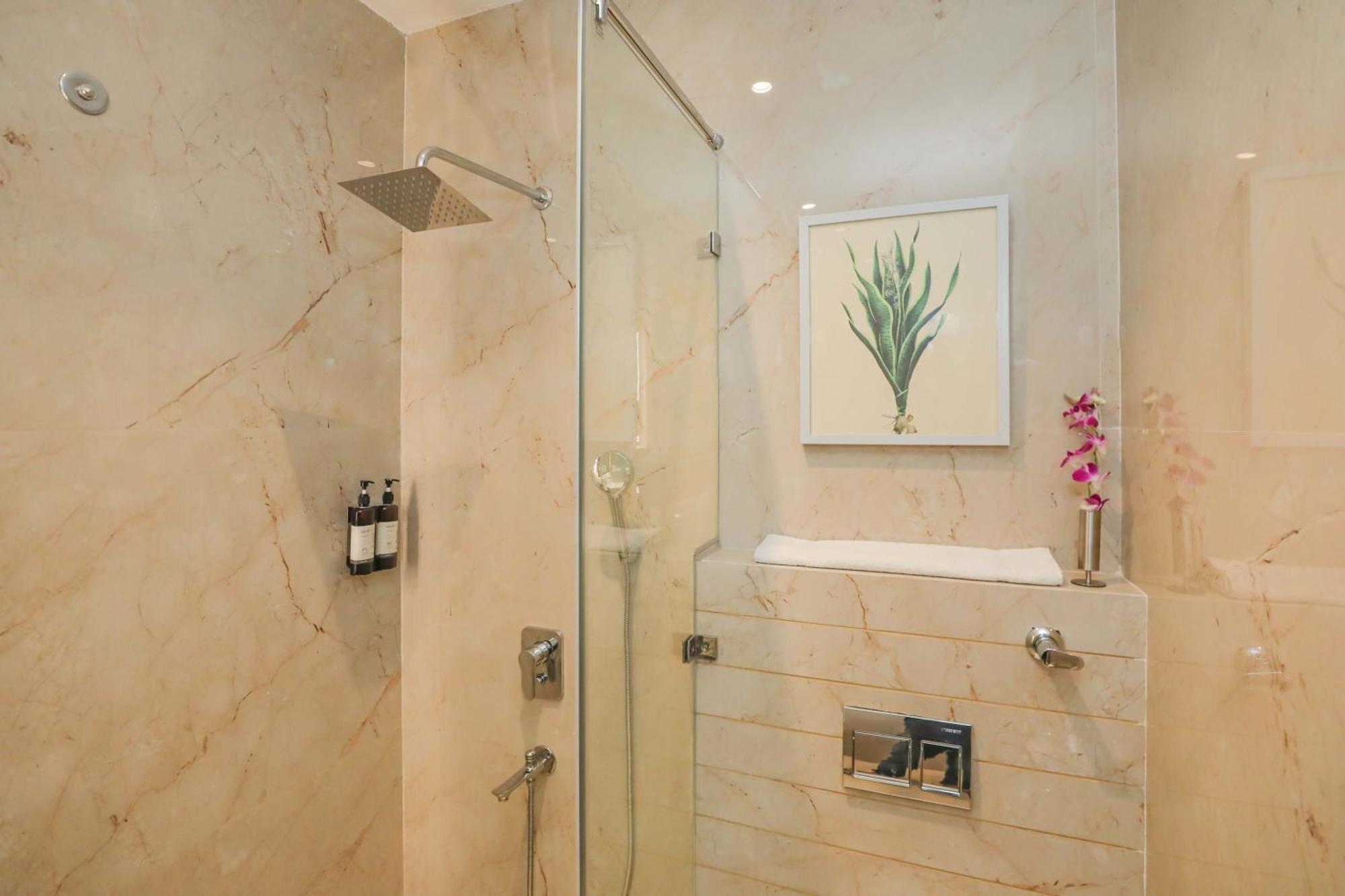 Regenta Place Phagwara By Royal Orchid Hotels Limited Экстерьер фото